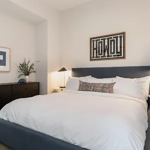  Apartment The Conway By Avantstay